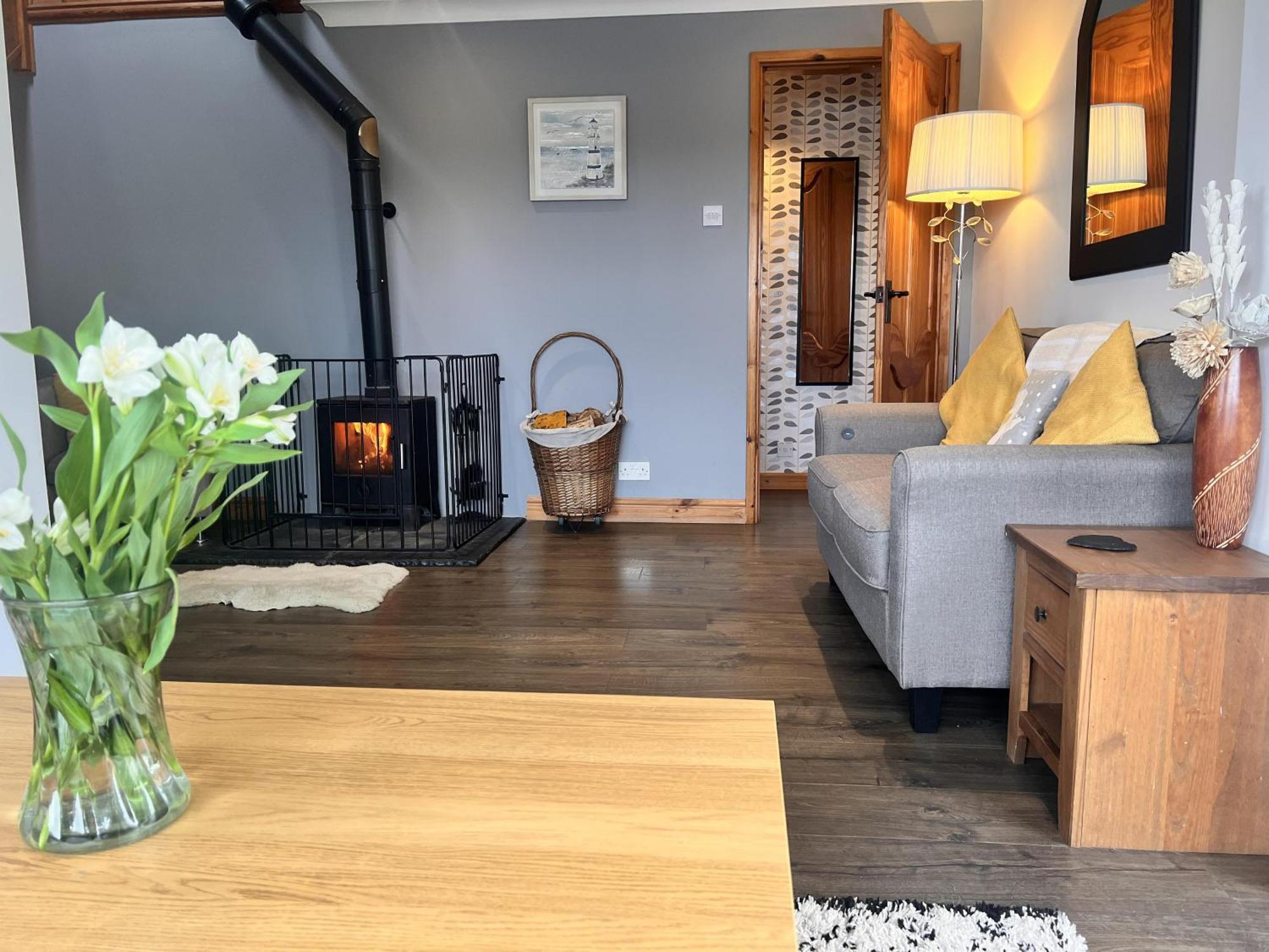 3 Bed Detached Cottage- Log Burner Mountain Views Beaumaris Exteriér fotografie