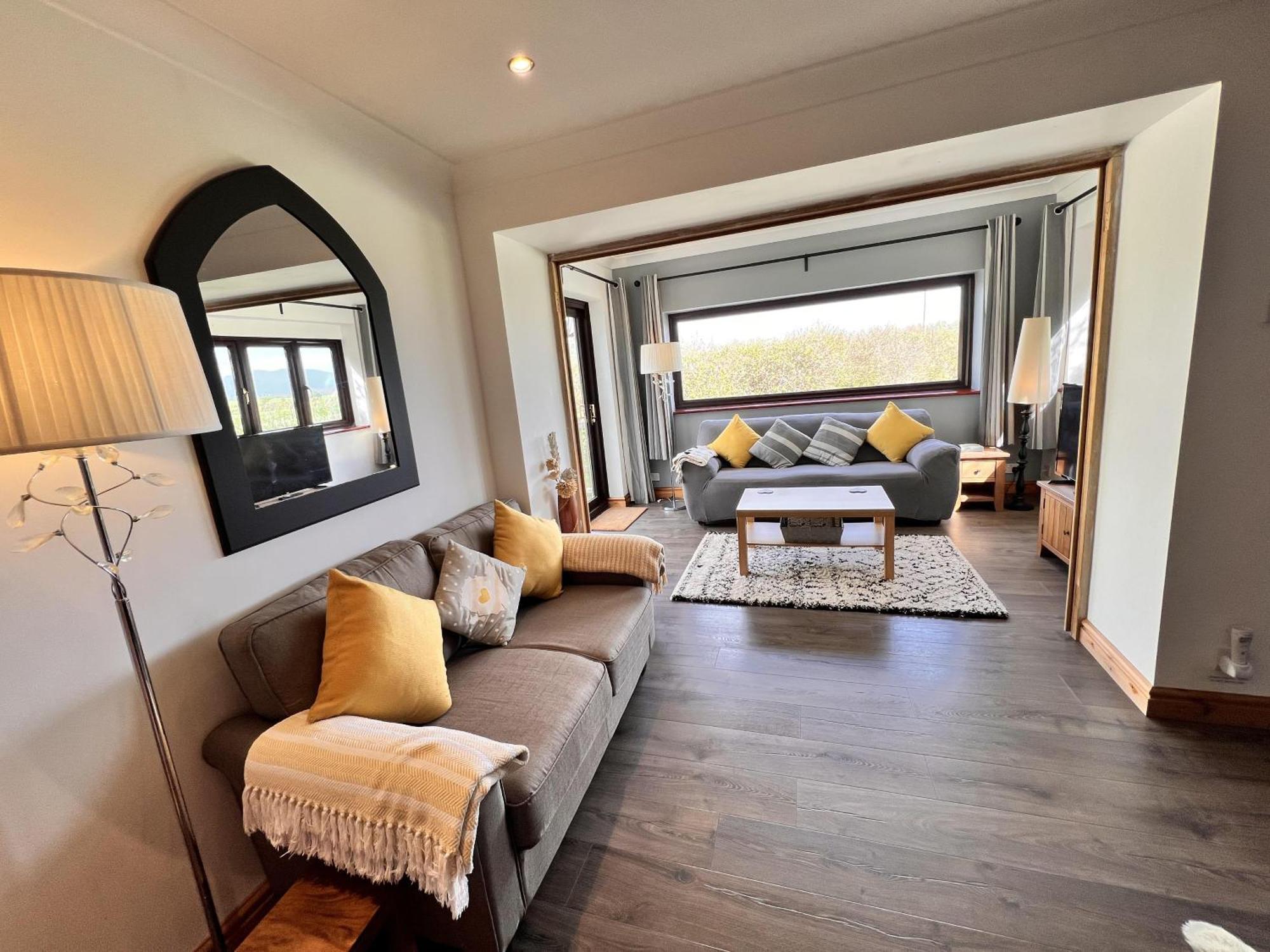 3 Bed Detached Cottage- Log Burner Mountain Views Beaumaris Exteriér fotografie